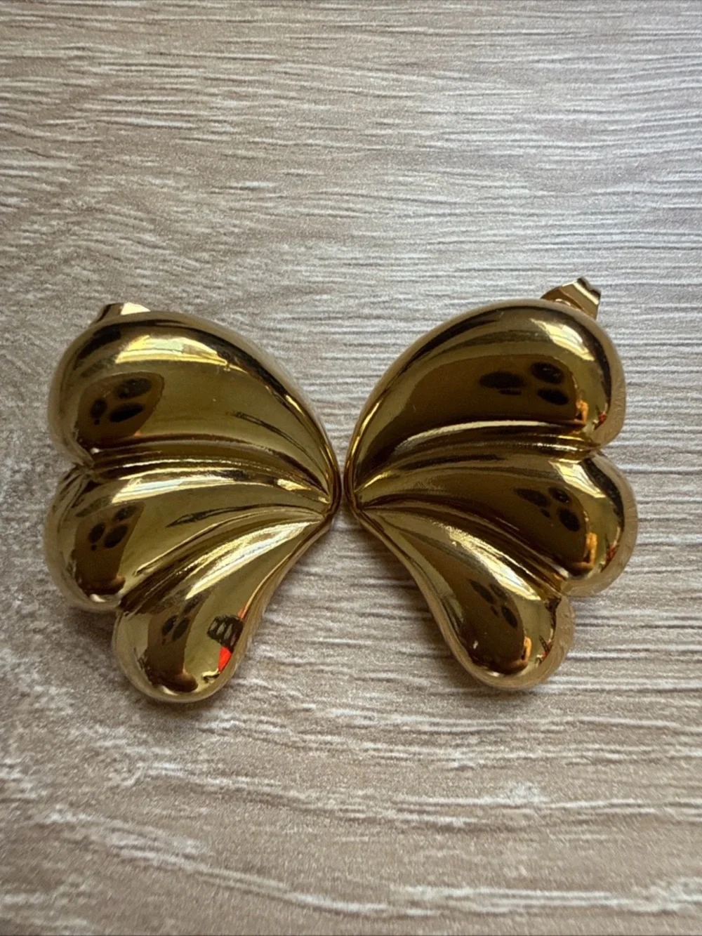 Chunky Gold‎ Wings Earrings 1